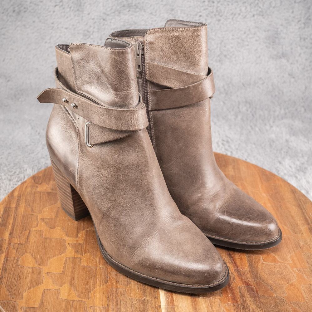 Arturo Chiang Women's‎ Brown Leather Boots Sz 8.5 Distressed Sanya